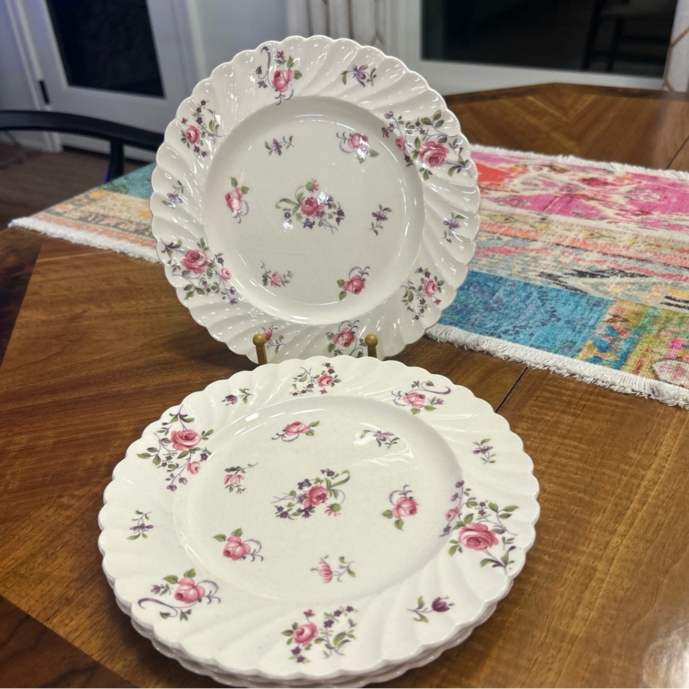 Rare Set 4 Staffordshire CLARICE CLIFF Floral Salad  7.75” Plates unidentified